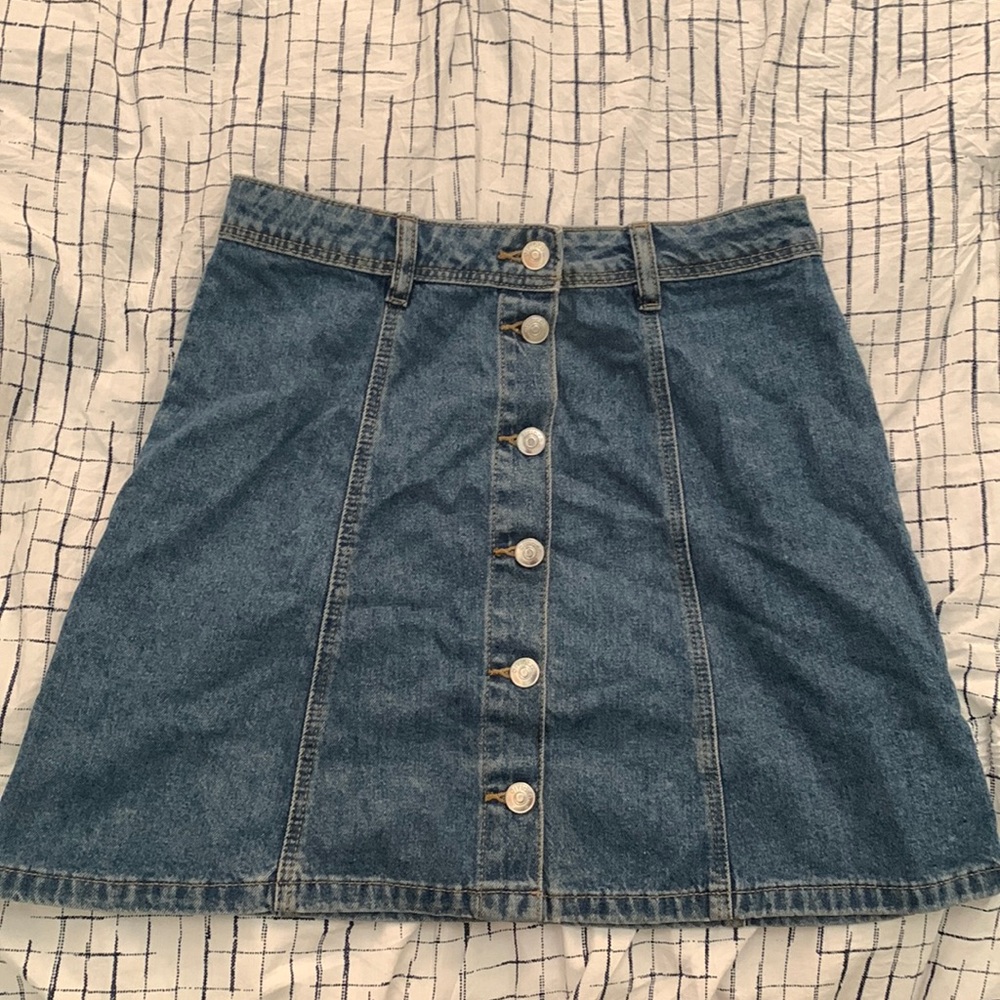 3 for $40 | H&M- DIVIDED | Jean skirt